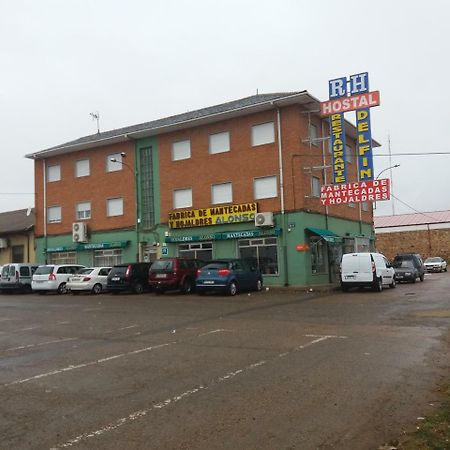 Hostal Residencia Delfin Astorga Luaran gambar
